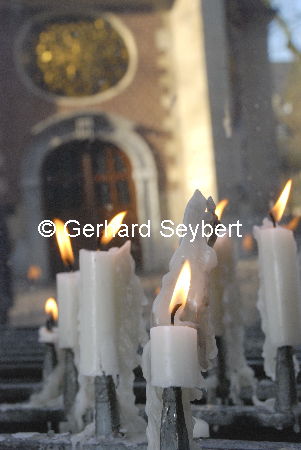 Kevelaer Wallfahrt Gnadenkapelle Kerzenreste in Kevelaer