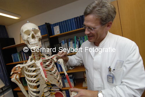 Chefarzt Dr. Rubertus Schnabel vom Clemenshospital in Geldern