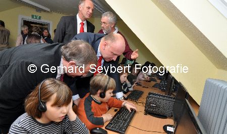 Hubertusschule Spende Neues Computernetzwerk