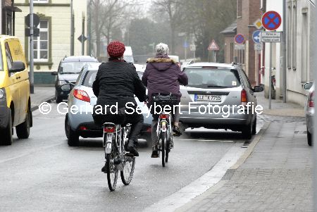Gefhrliche Verkehrssituationen fr Radfahrer  