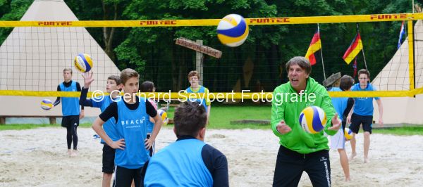 Volleyballcamp mit Markus Dieckmann am Walbecker Waldbad