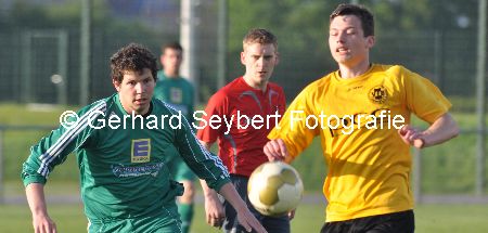Fuball-Bezirksliga Viktoria Winnekendonk - VfB Homberg II